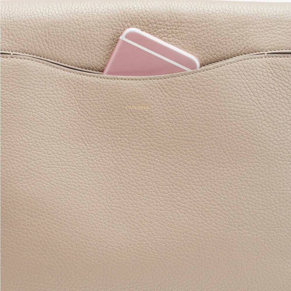 Cuyana Clay Shoulder Bag - Picture 2 of 5
